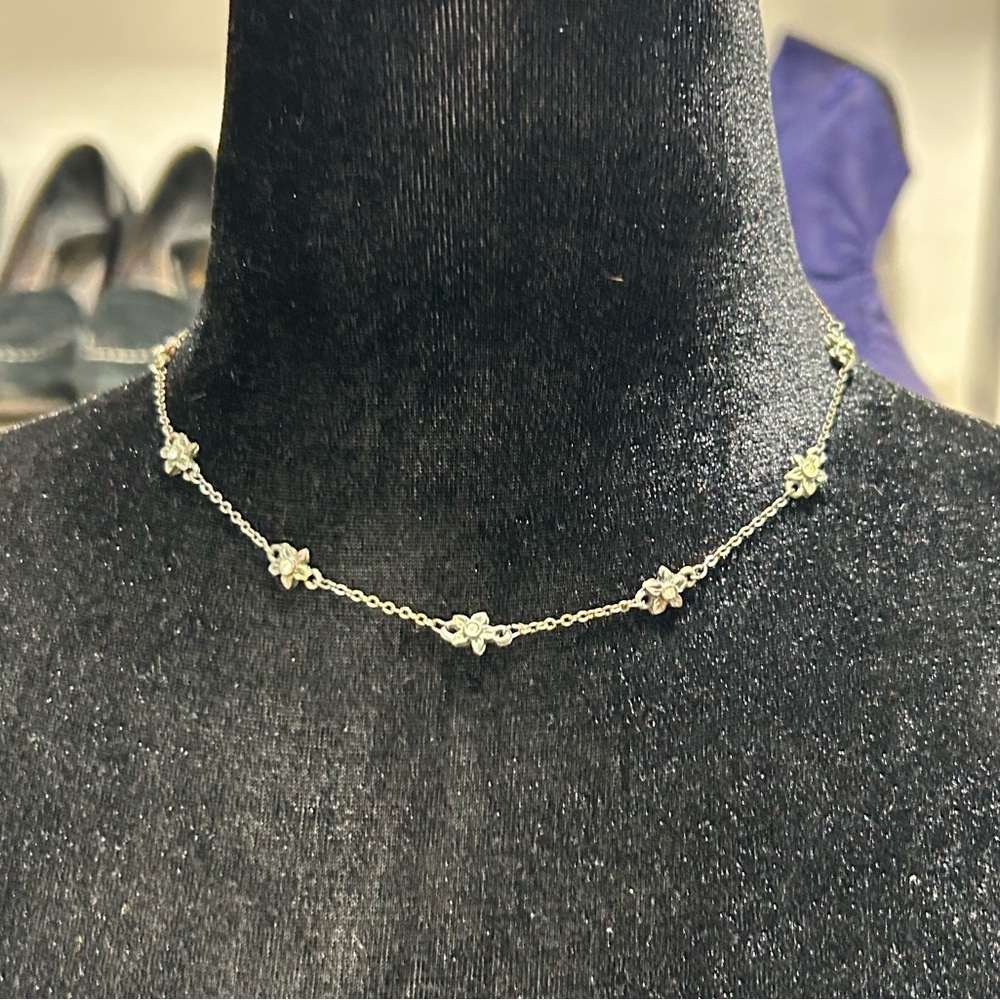 3/$15 Silver Floral Necklace